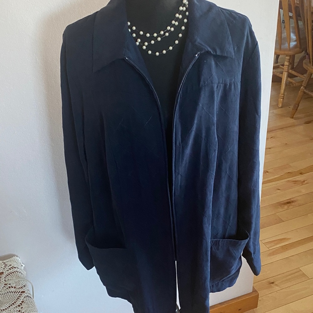 Pennington's Navy Lightweight Zip-Front Blazer